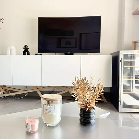 T2 - Piscine - Garage Prive - 5 Min De Cannes *